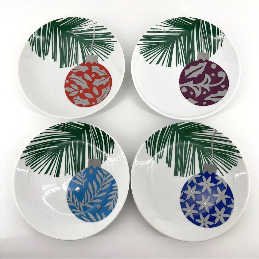 Crate & Barrel Set Of 4 Holiday Dessert/Canape Ornament Plates